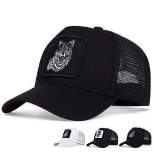 Unisex Wolf Embroidery Mesh Baseball Cap – Adjustable Outdoor Hat for Spring & Summer