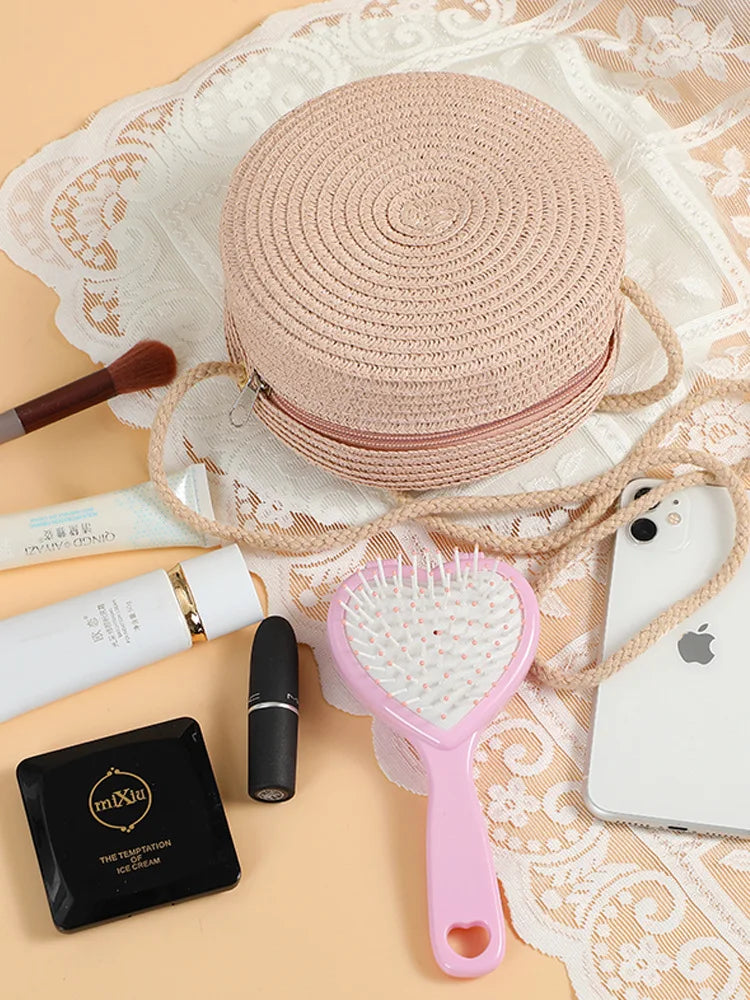 Minimalist Round Straw Crossbody Bag – Vacation-Style Shoulder Purse for Women - Image 4