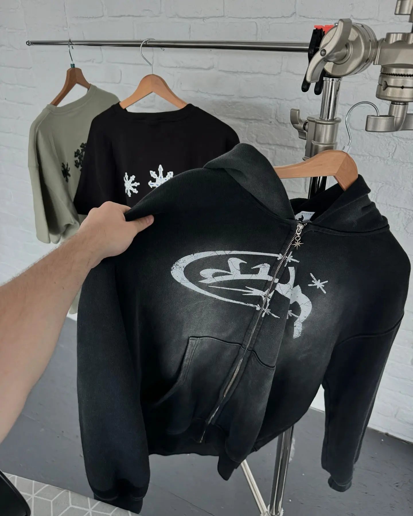 Y2K Vintage Print Zip-Up Hoodie – Unisex Harajuku Hip-Hop Streetwear Sweatshirt - Image 4